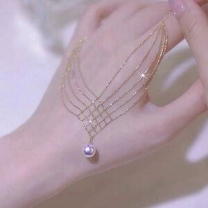 Pearl Lace Gold Necklace NWOT New Without Tags